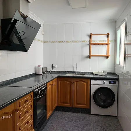Konukevi 1 Sueca